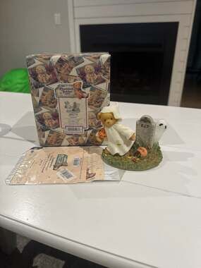 Cherished Teddies Bears Lot of 4 Figurines With Original Boxes Never Displayed